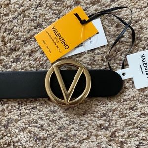 Valentino Black belt w/ gold hardware NWT